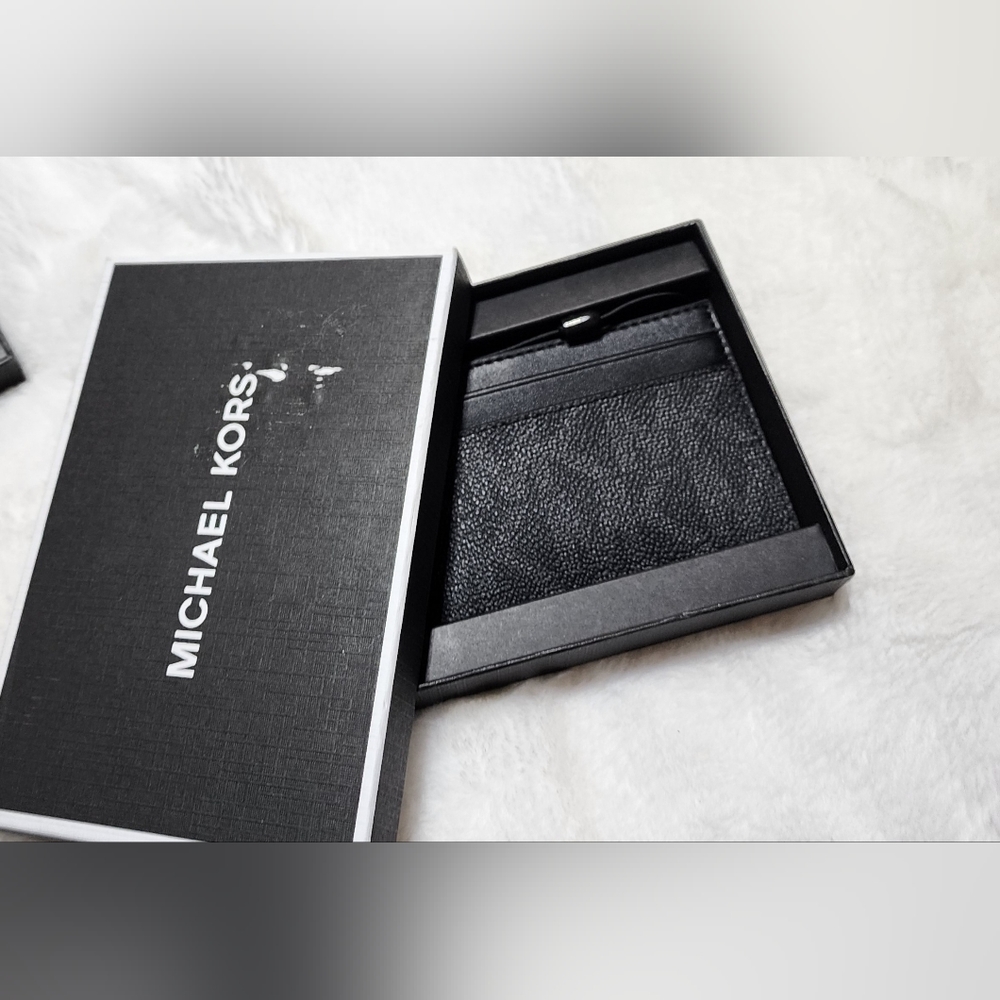 NWT Michael Kors Men’s Credit Card Holder Wallet & Keychain Black PVC Leather - Picture 3 of 4